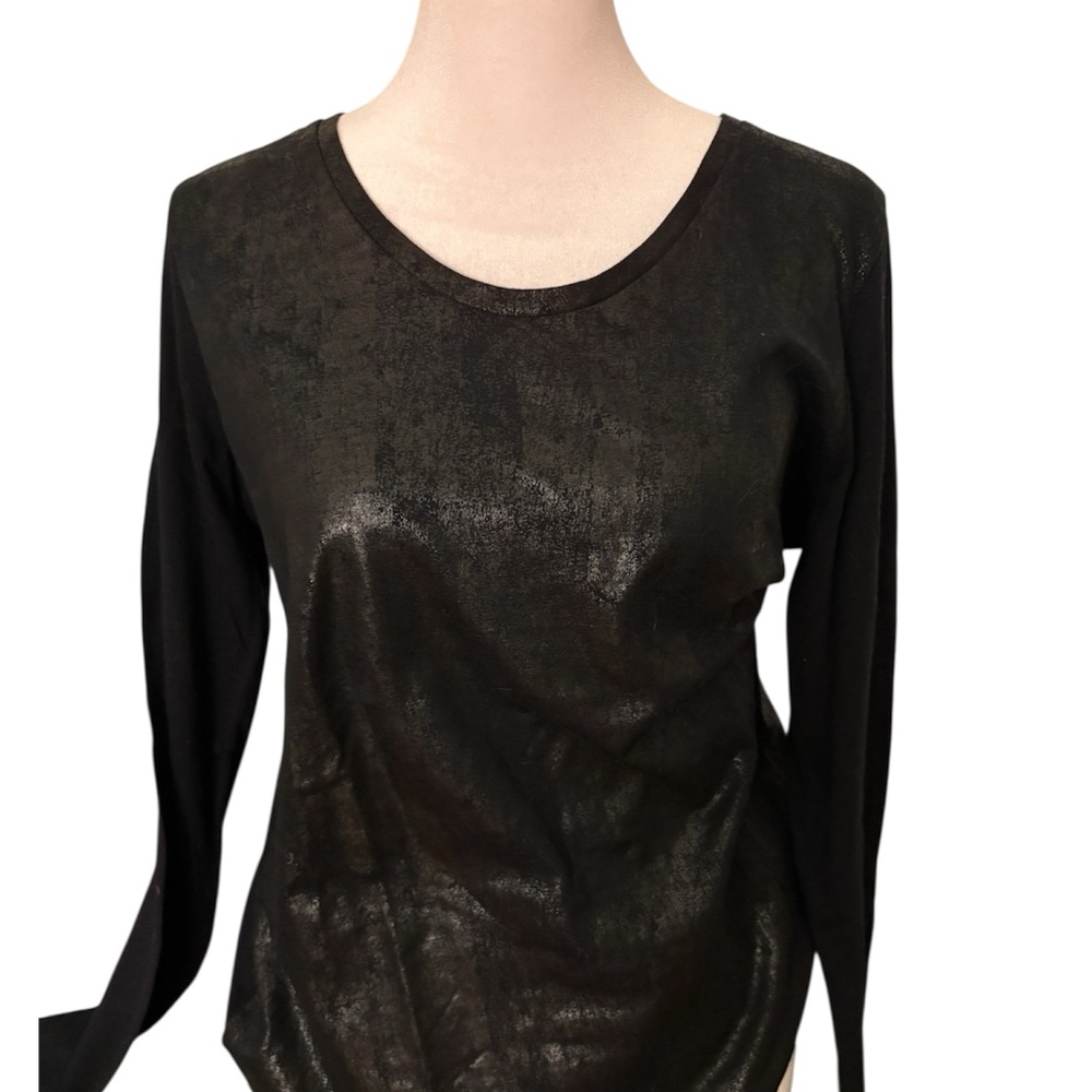 Majestic Women’s Black Long Sleeve Tee . NWT